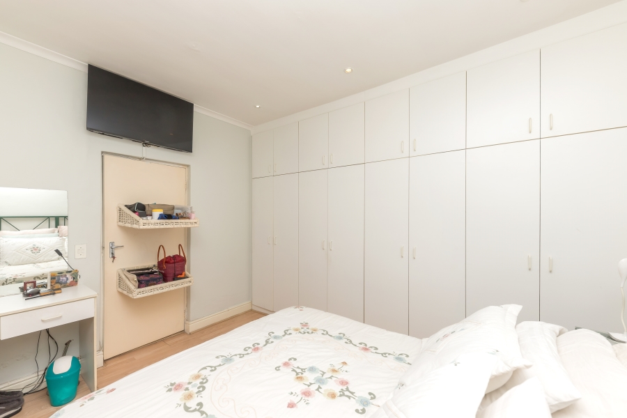 1 Bedroom Property for Sale in Salt River Western Cape